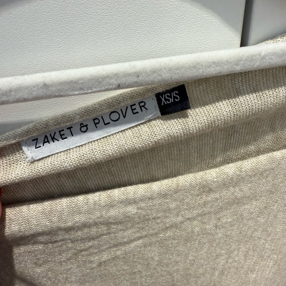 Zaket & Plover Cream Sweater